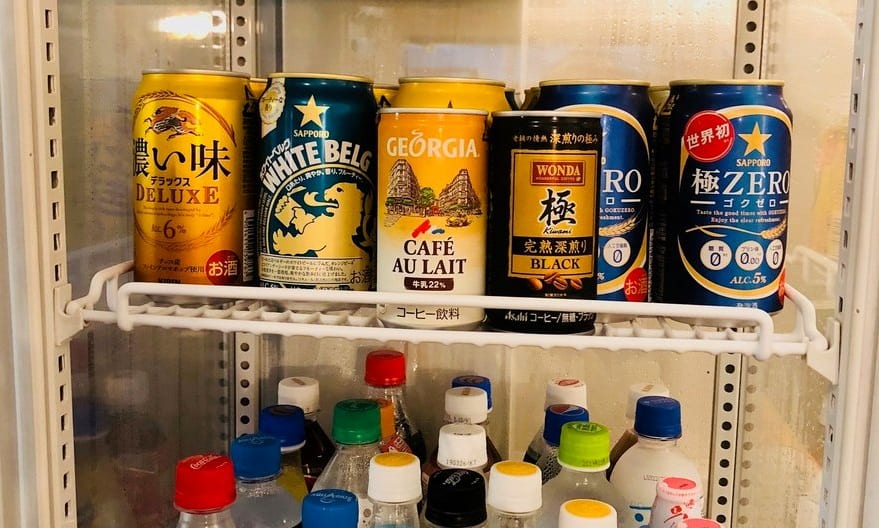 冷たいドリンクも販売中です